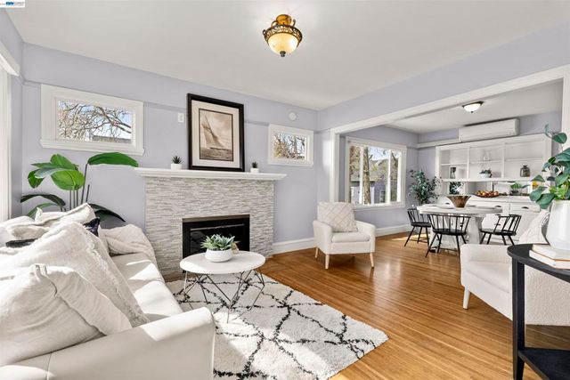 931 931 Bancroft Way, Berkeley, CA 94710