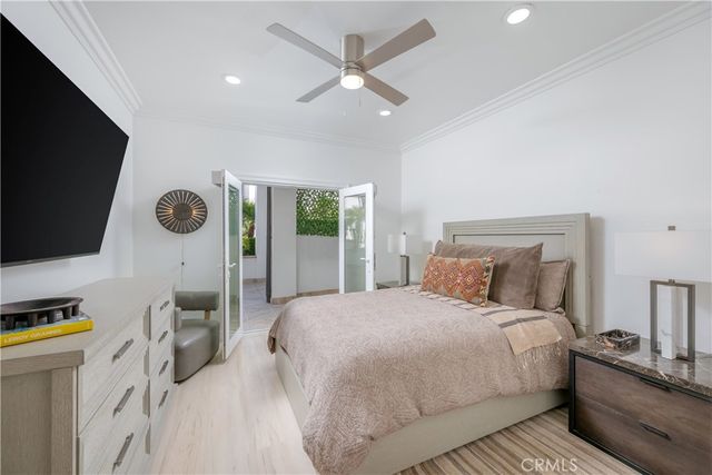 401 Seaward Road 2, Corona Del Mar, CA 92625