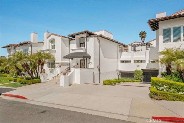 401 Seaward Road 2, Corona Del Mar, CA 92625