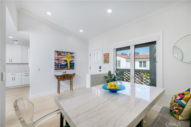 401 Seaward Road 2, Corona Del Mar, CA 92625