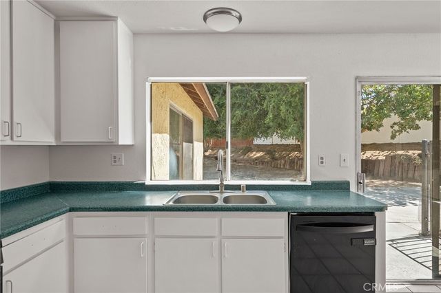 22438 Raven Way, Grand Terrace, CA 92313