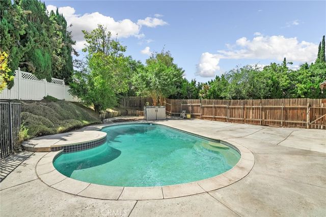 22438 Raven Way, Grand Terrace, CA 92313