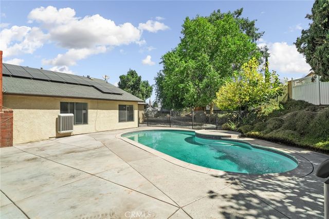 22438 Raven Way, Grand Terrace, CA 92313