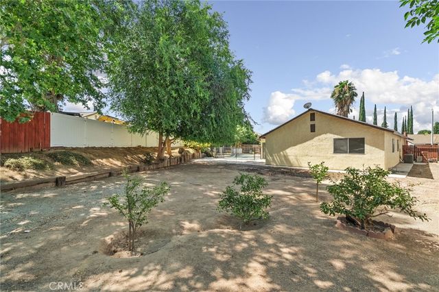 22438 Raven Way, Grand Terrace, CA 92313