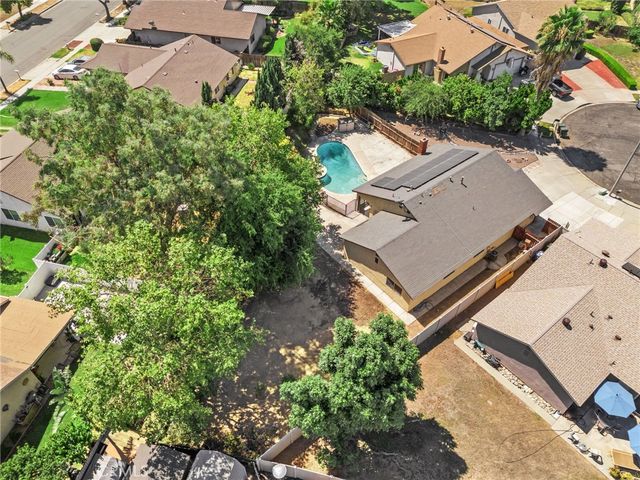 22438 Raven Way, Grand Terrace, CA 92313