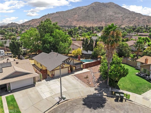 22438 Raven Way, Grand Terrace, CA 92313