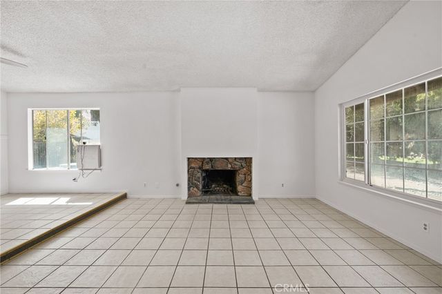 22438 Raven Way, Grand Terrace, CA 92313