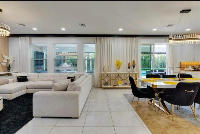 8109 LUDINGTON CIRCLE, Orlando, FL 32836