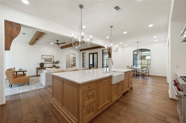 4748 Concordia Drive, Bryan, TX 77802