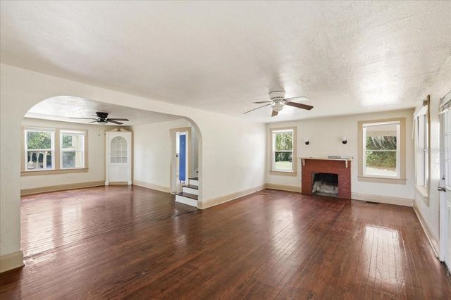 1049 MONROE STREET, Lakeland, FL 33801