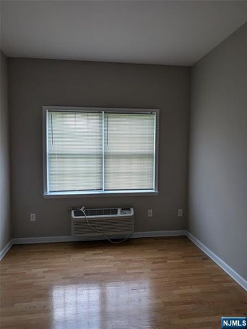 333 Willow Street 104, Teaneck, NJ 07666