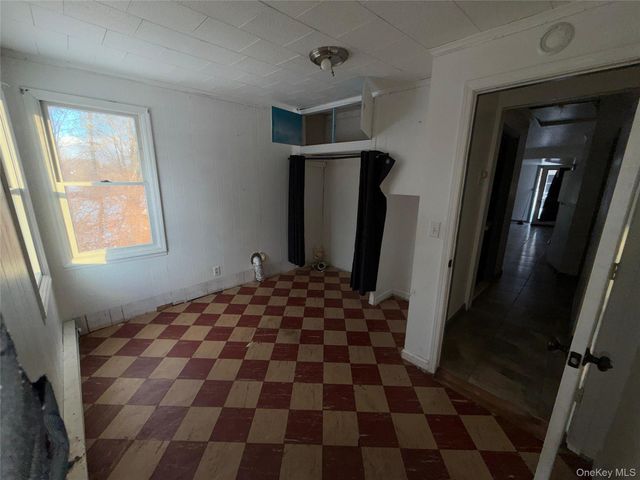 74 Highview Terrace, Bloomingburg, NY 12721