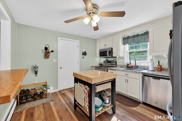 120 Apple Road, Tolland, CT 06084