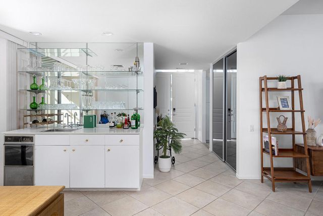 97 Westlake Circle, Palm Springs, CA 92264