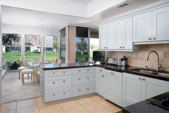 97 Westlake Circle, Palm Springs, CA 92264