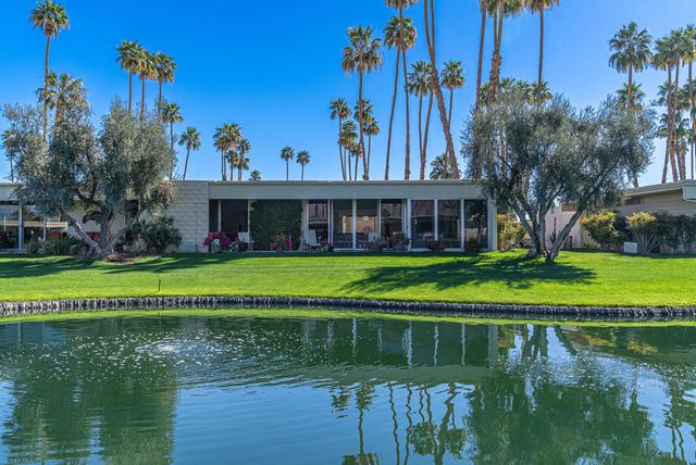 97 Westlake Circle, Palm Springs, CA 92264