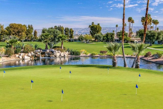 97 Westlake Circle, Palm Springs, CA 92264