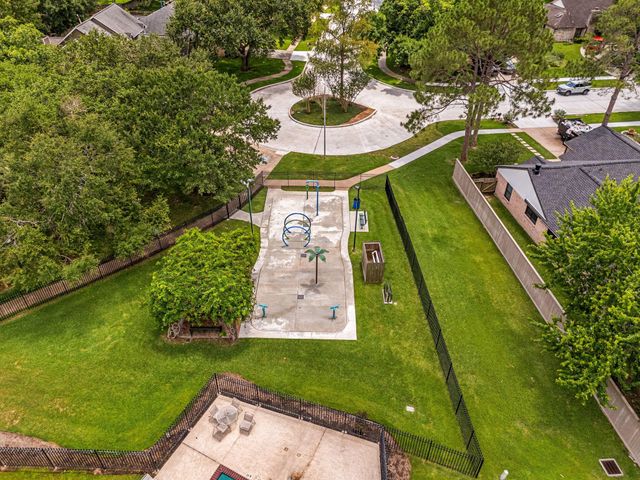 914 Sugar Mountain Court, Sugar Land, TX 77498