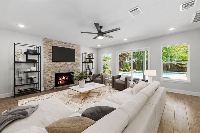 914 Sugar Mountain Court, Sugar Land, TX 77498