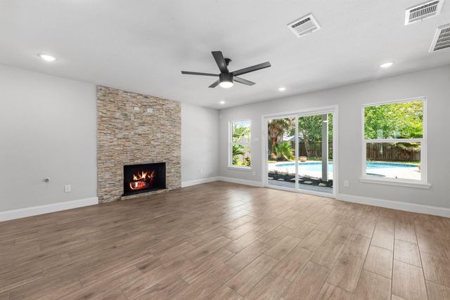 914 Sugar Mountain Court, Sugar Land, TX 77498