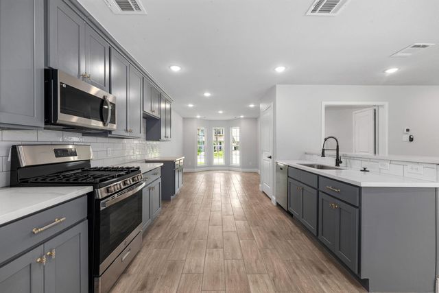 914 Sugar Mountain Court, Sugar Land, TX 77498
