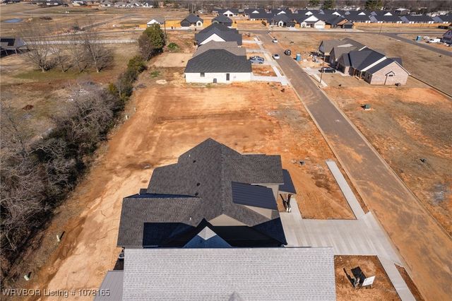 405 Waggoner Lane, Barling, AR 72923