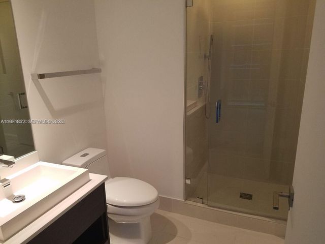 55 SW 9th St 1107, Miami, FL 33130