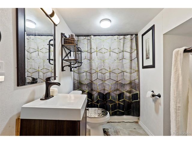 9457 W 56th Pl, Arvada, CO 80002