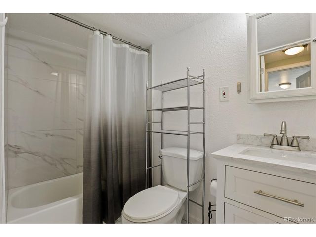 9457 W 56th Pl, Arvada, CO 80002