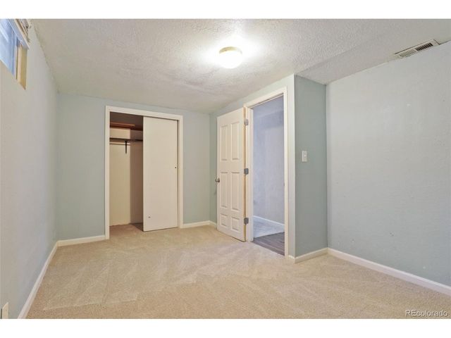 9457 W 56th Pl, Arvada, CO 80002