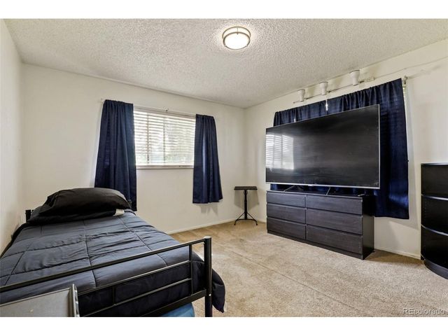 9457 W 56th Pl, Arvada, CO 80002