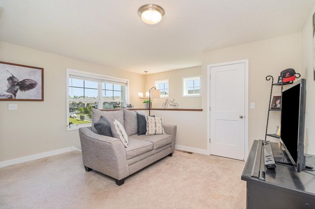 13958 Lupine Trail NE, Prior Lake, MN 55372