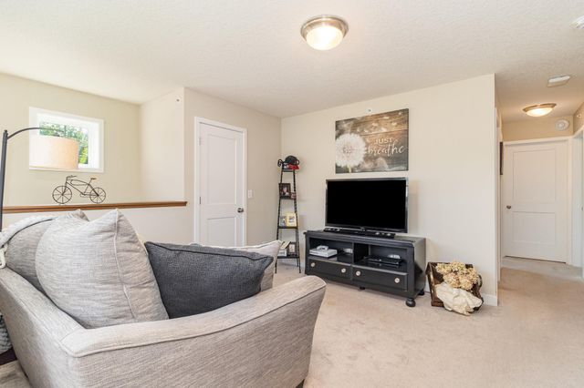 13958 Lupine Trail NE, Prior Lake, MN 55372