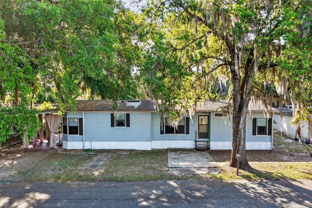 904 MAPLEWOOD STREET, Tavares, FL 32778