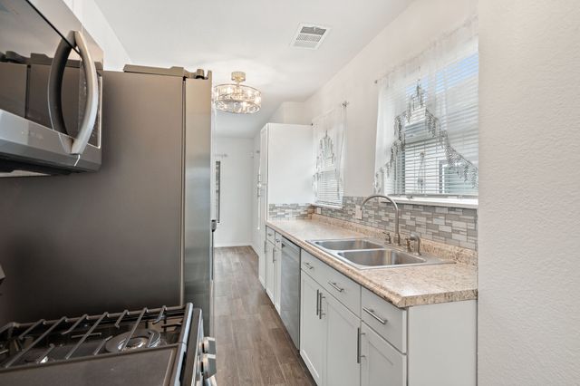 531 E 7th Street, Dallas, TX 75203
