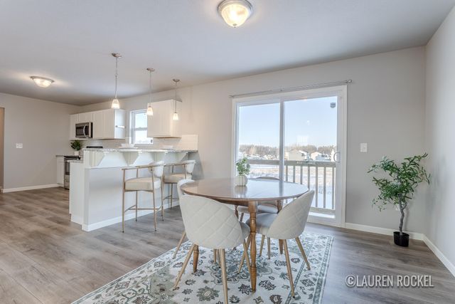 433 Oak View Drive, Middleville Vlg, MI 49333