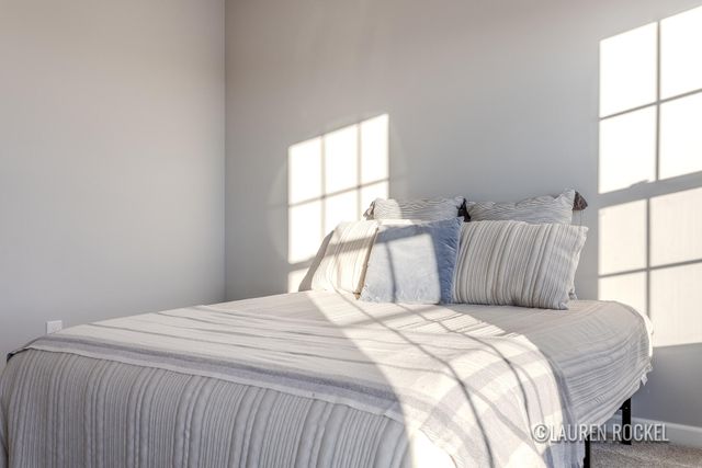 433 Oak View Drive, Middleville Vlg, MI 49333