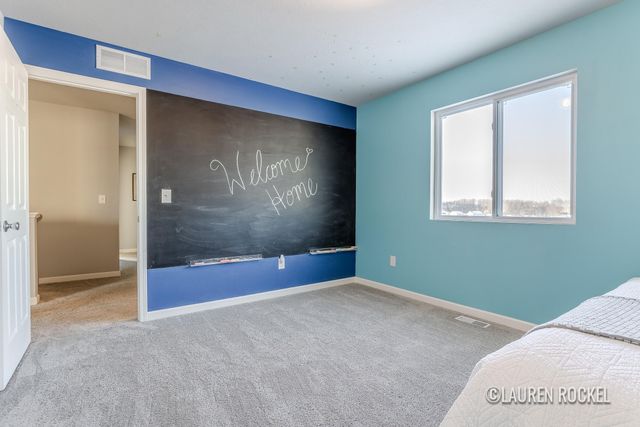 433 Oak View Drive, Middleville Vlg, MI 49333