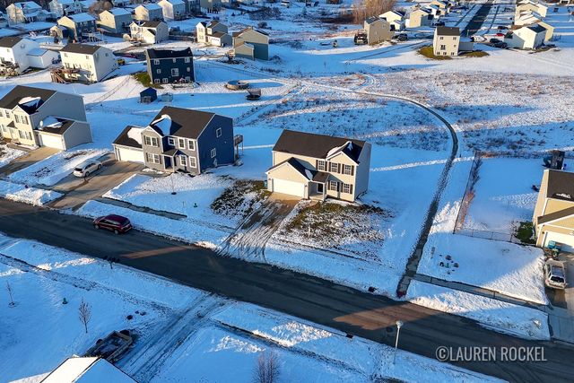 433 Oak View Drive, Middleville Vlg, MI 49333