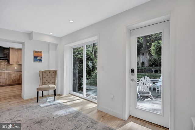 406 TENNESSEE AVE, Alexandria, VA 22305