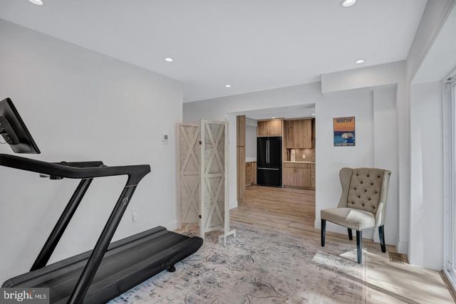 406 TENNESSEE AVE, Alexandria, VA 22305