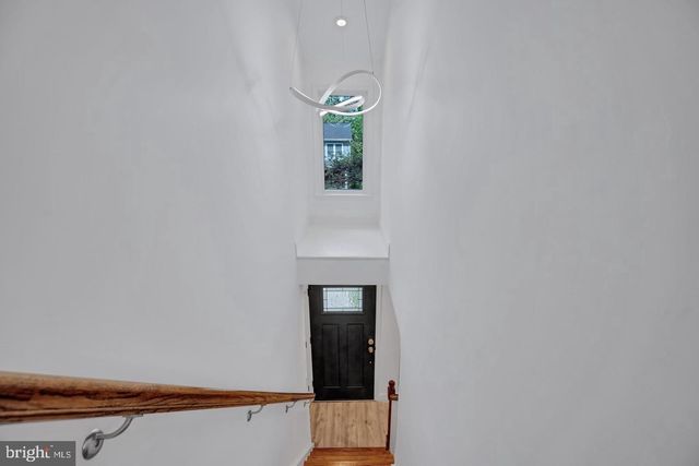 406 TENNESSEE AVE, Alexandria, VA 22305
