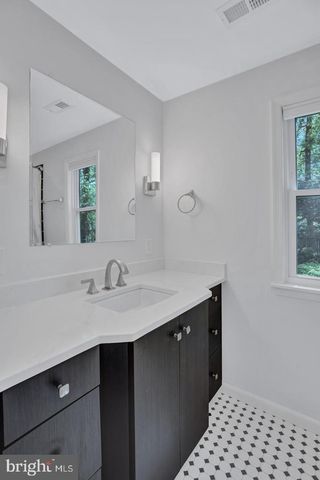 406 TENNESSEE AVE, Alexandria, VA 22305