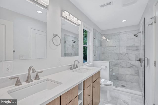 406 TENNESSEE AVE, Alexandria, VA 22305