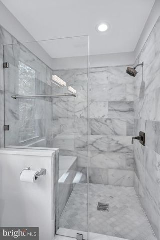 406 TENNESSEE AVE, Alexandria, VA 22305