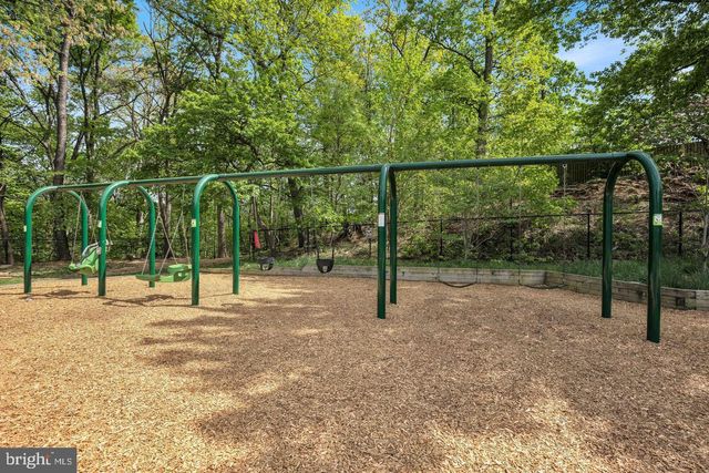 406 TENNESSEE AVE, Alexandria, VA 22305