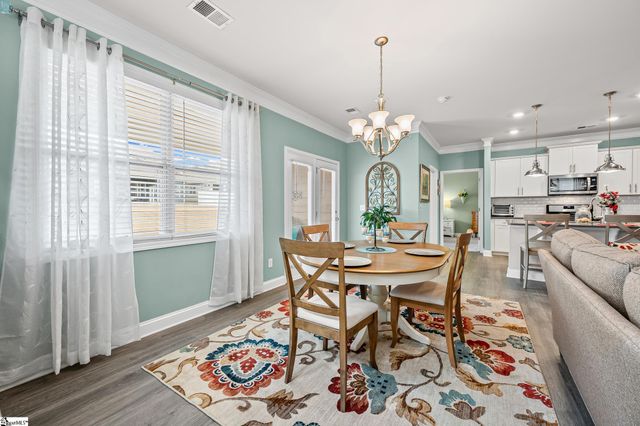 607 Raleighwood Lane, Simpsonville, SC 29681