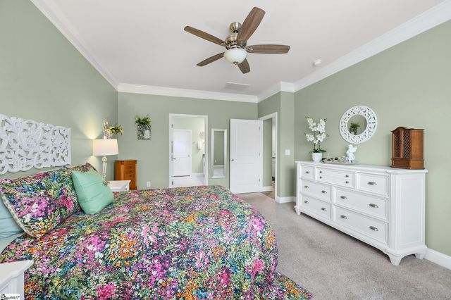 607 Raleighwood Lane, Simpsonville, SC 29681