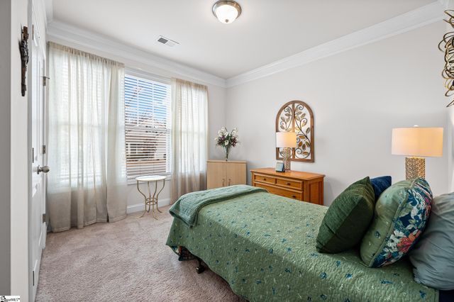 607 Raleighwood Lane, Simpsonville, SC 29681