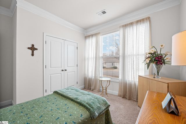 607 Raleighwood Lane, Simpsonville, SC 29681